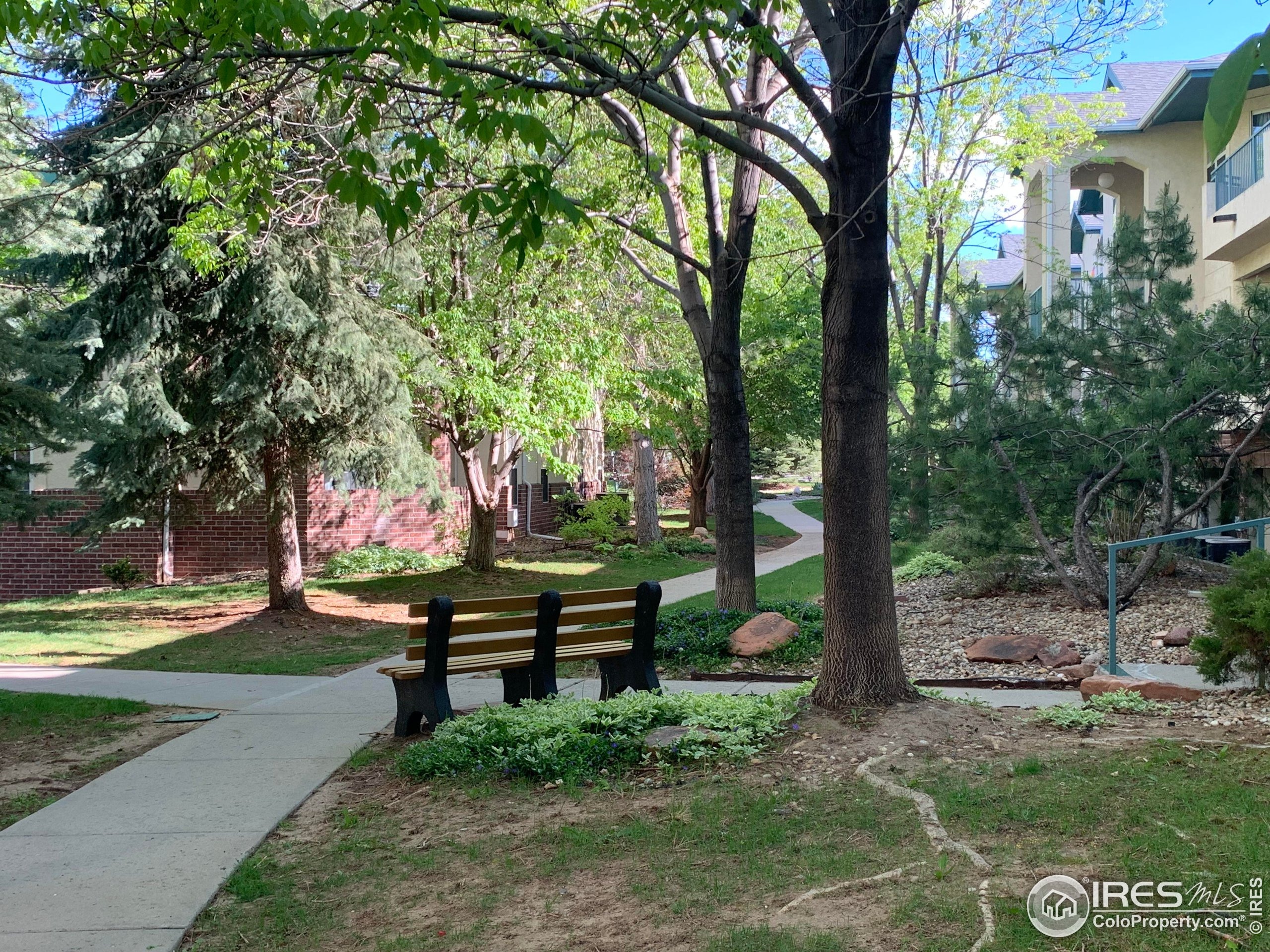 Mohawk Dr, Boulder, CO 80303