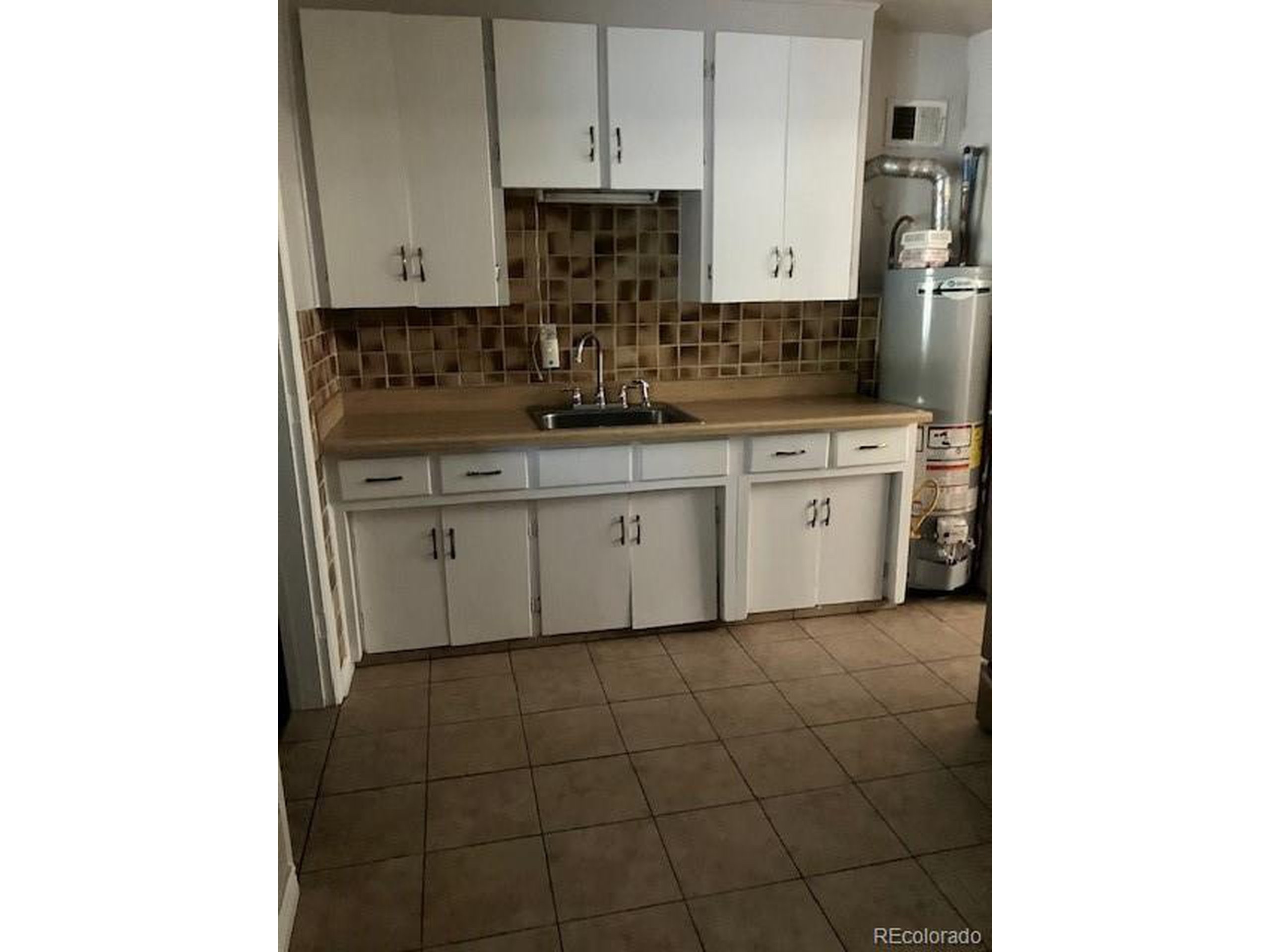 Kearney Dr, Commerce City, CO 80022