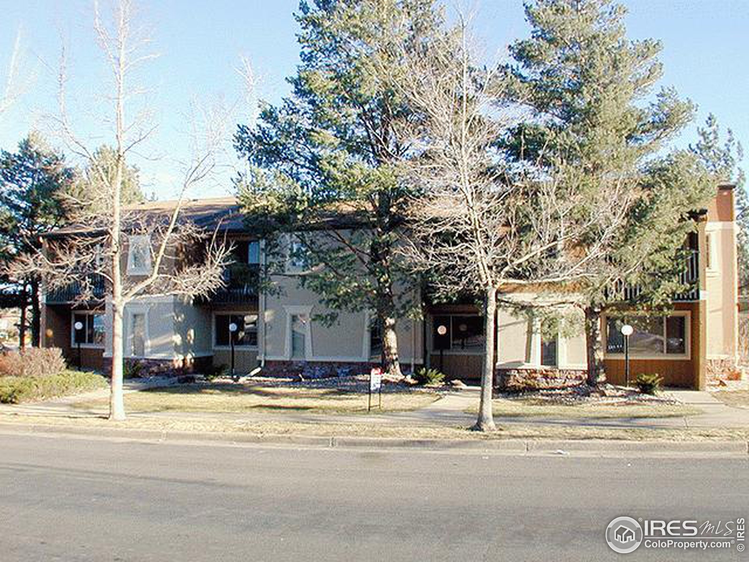 Moorhead Cir, Boulder, CO 80305