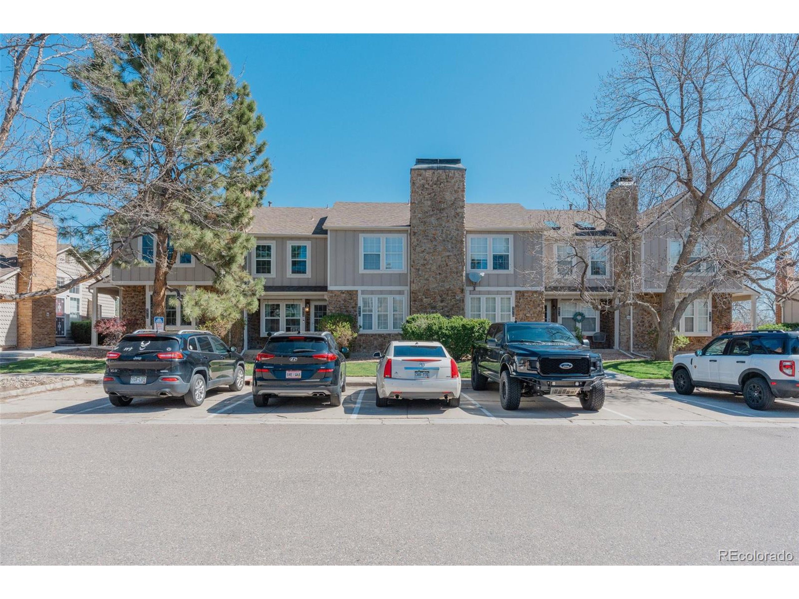 Chatfield Ave, Littleton, CO 80128