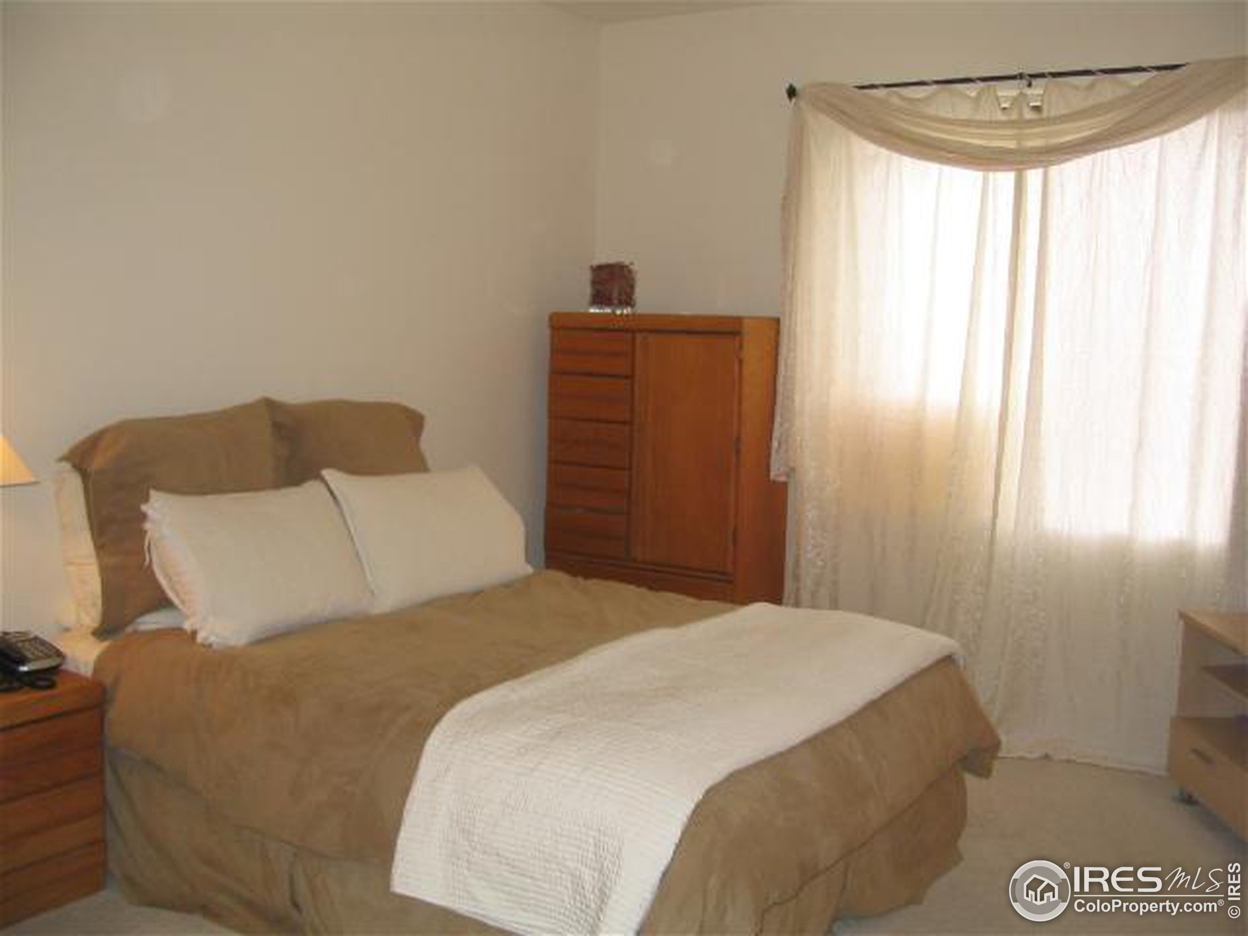 Holland Way, Littleton, CO 80128