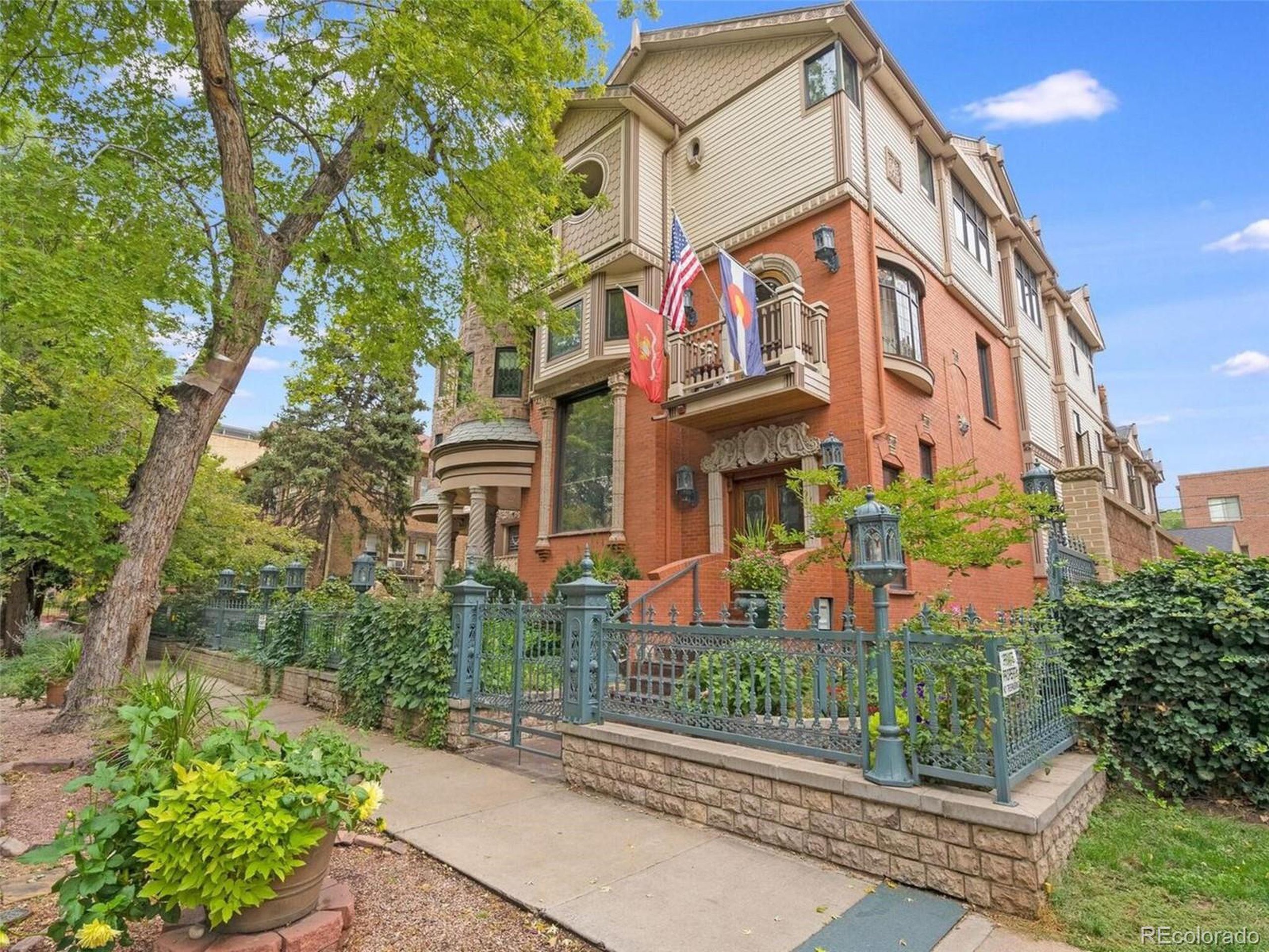 Pearl St, Denver, CO 80203
