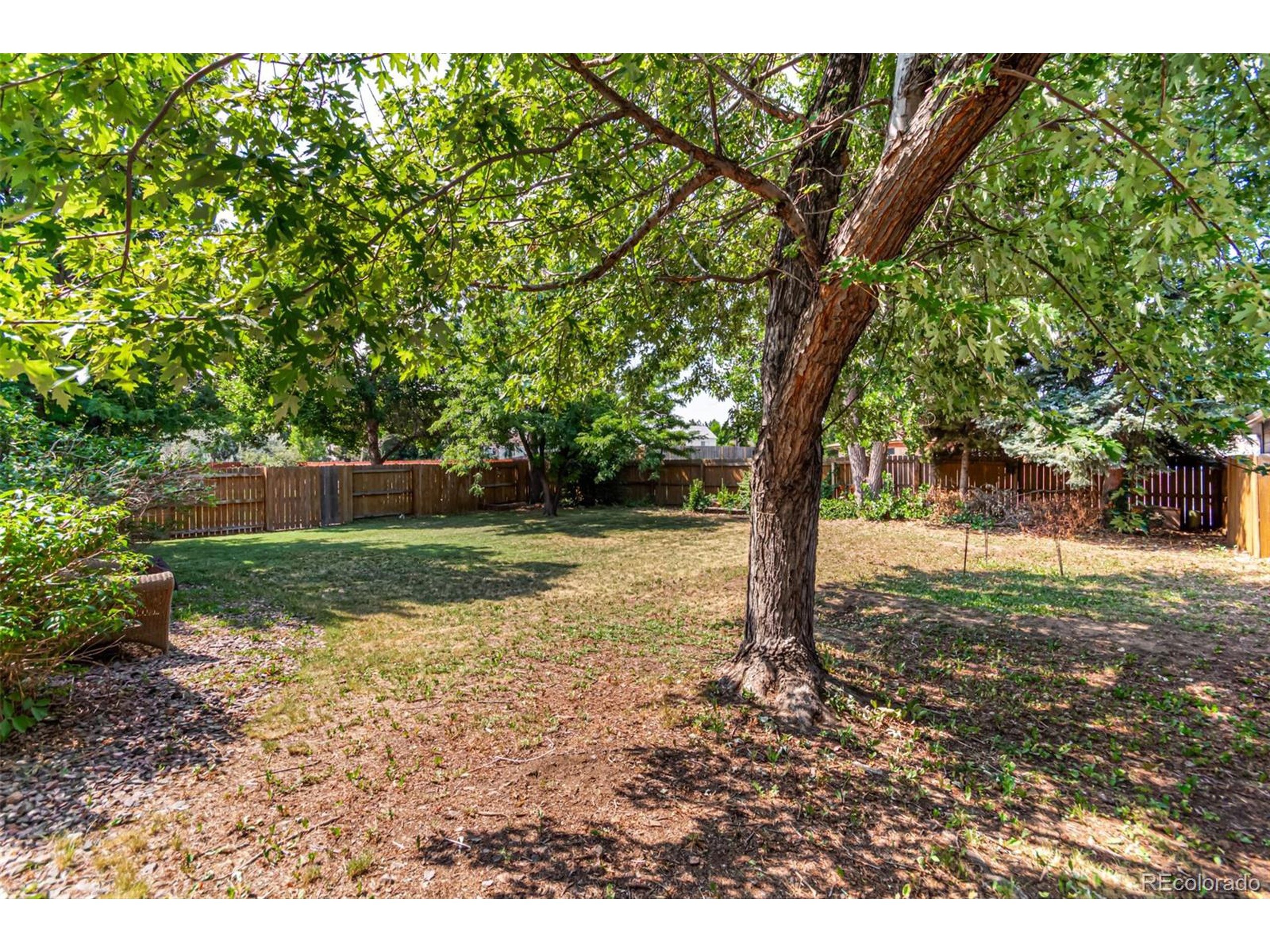 Alamo Pl, Centennial, CO 80015