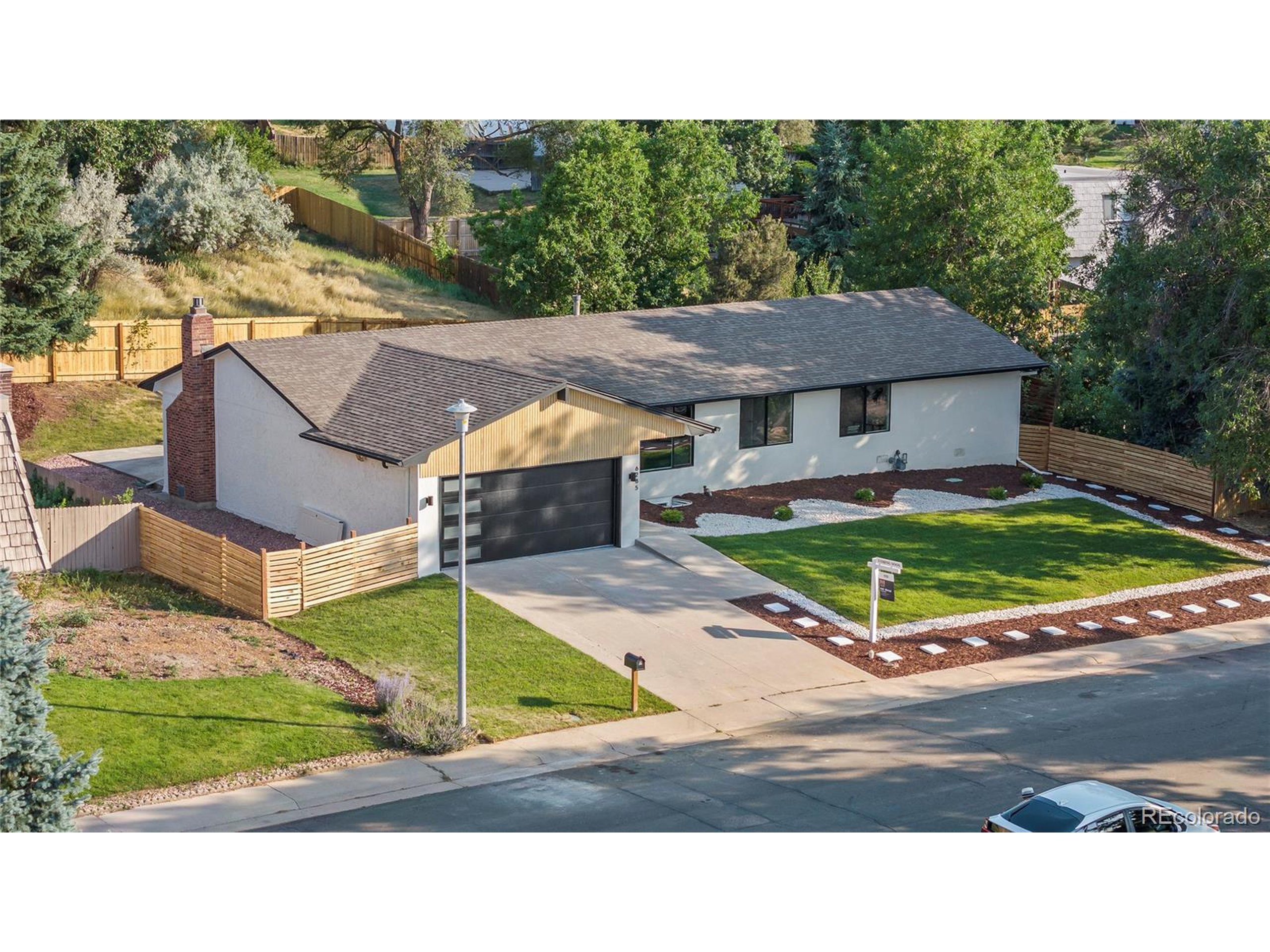 Oneida Way, Centennial, CO 80111