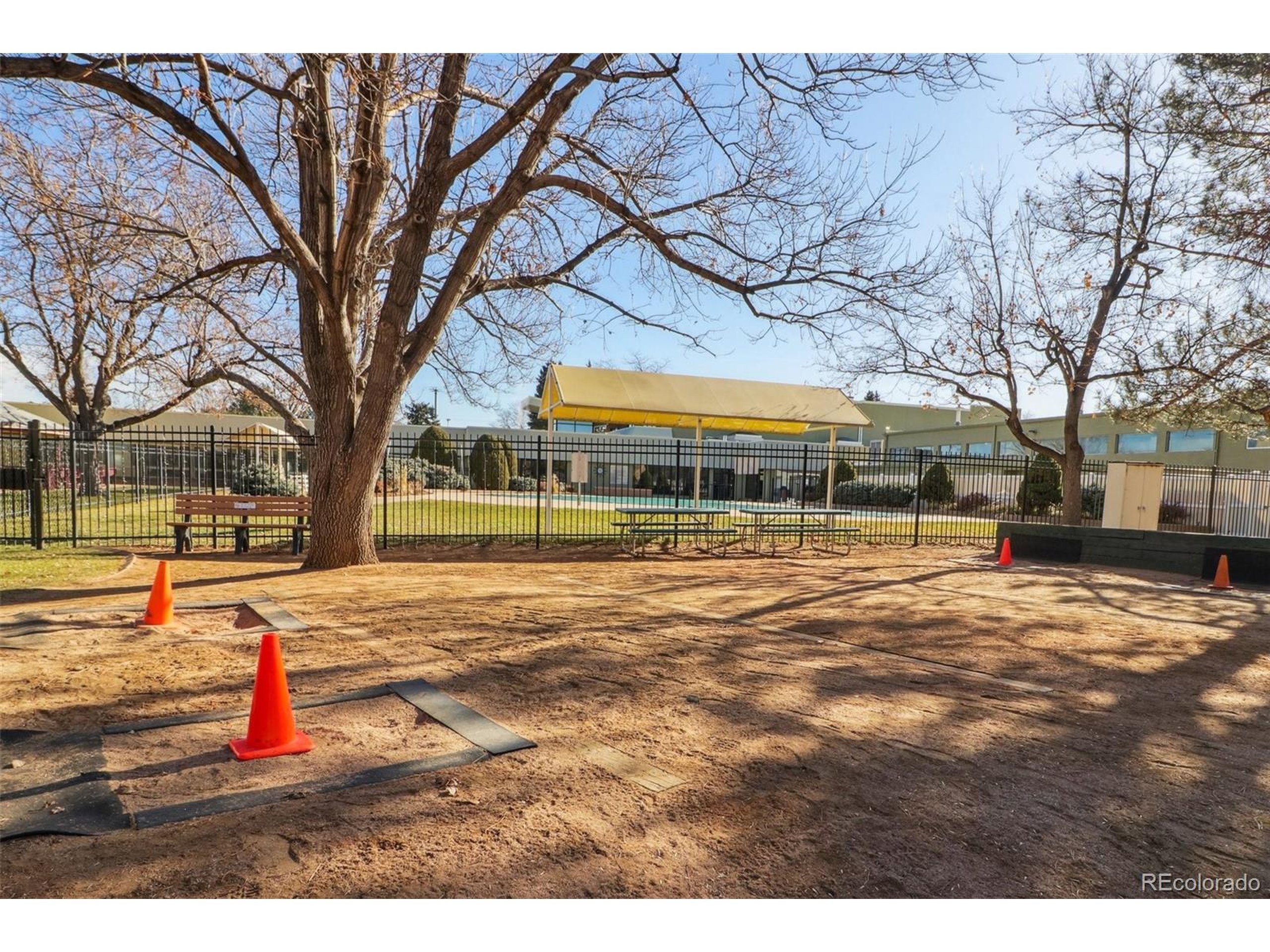 Alton Way, Denver, CO 80247