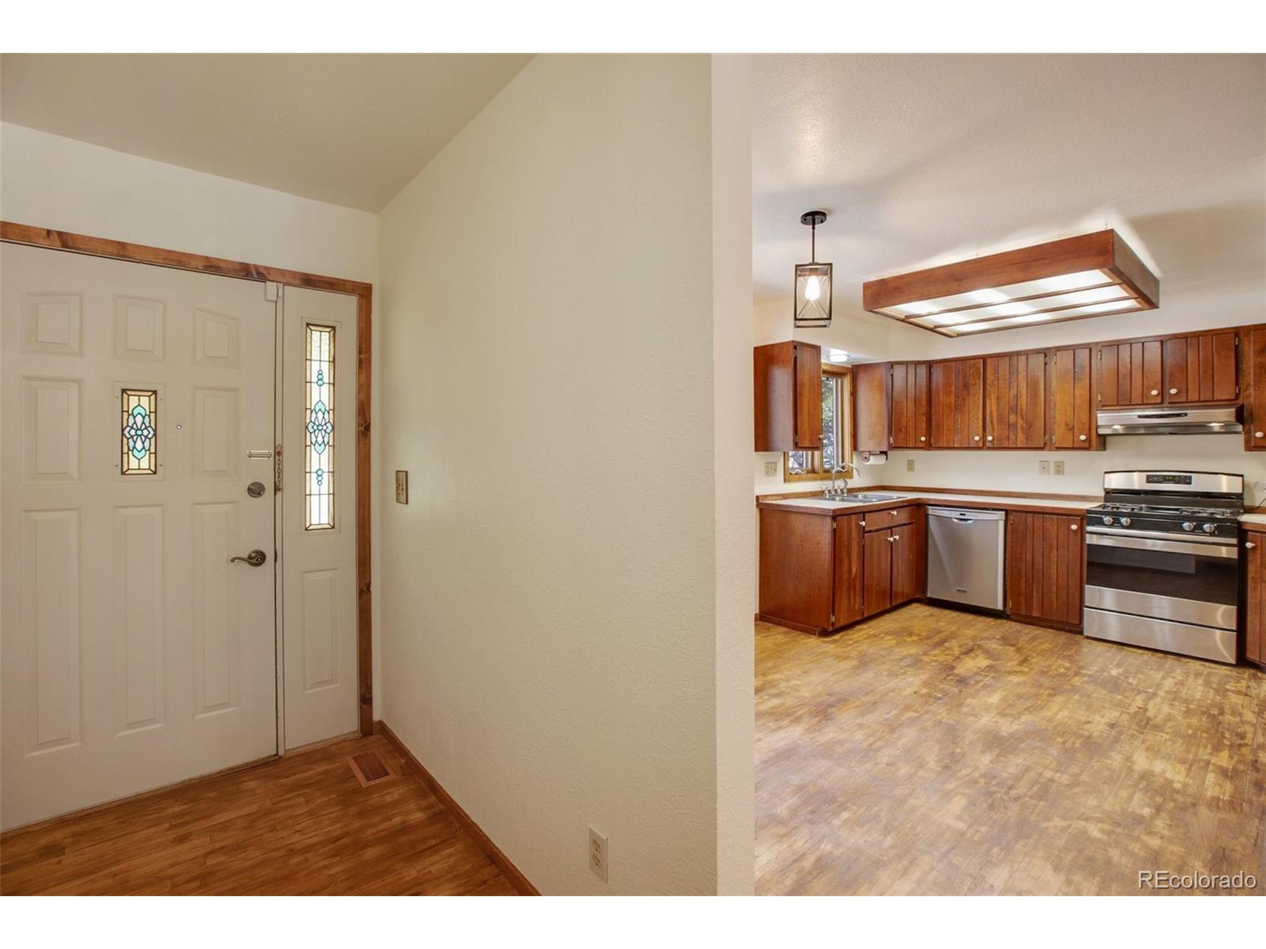 Sunnywood Loop, Woodland Park, CO 80863
