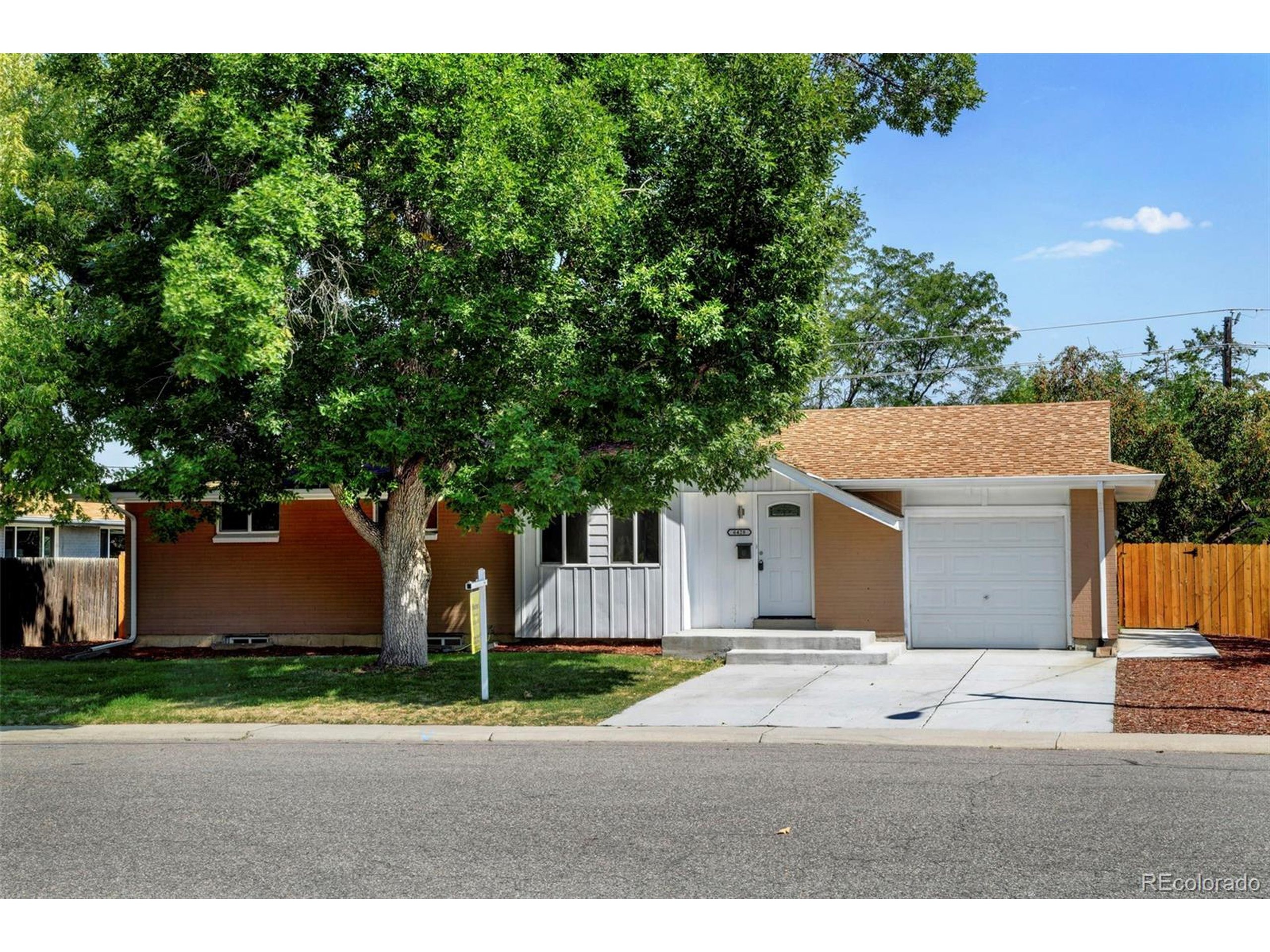 Steele St, Centennial, CO 80121