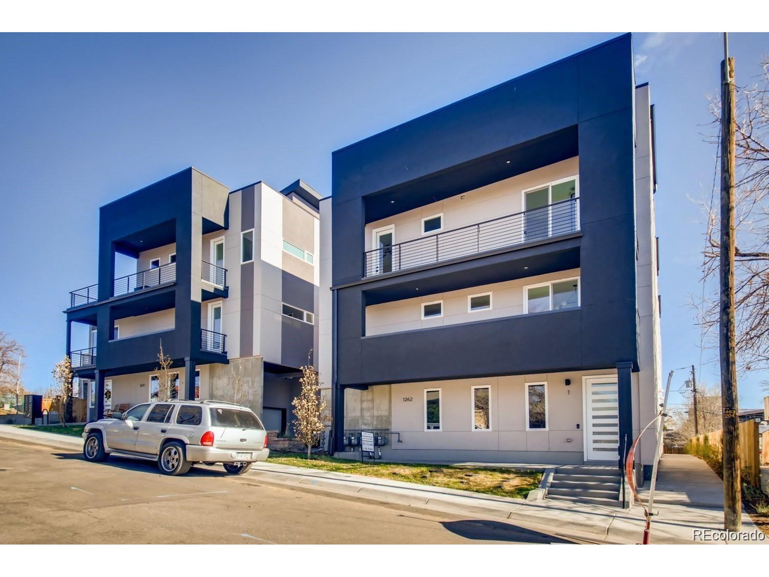 Yates St, Denver, CO 80204