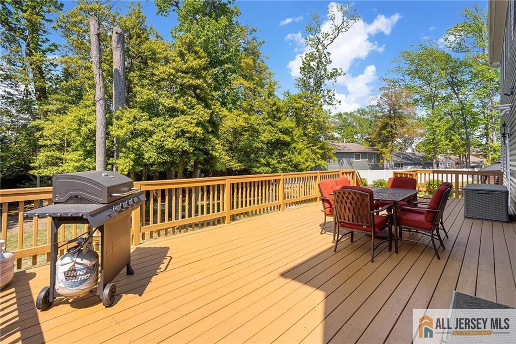 Mantoloking Rd, Brick, NJ 08723