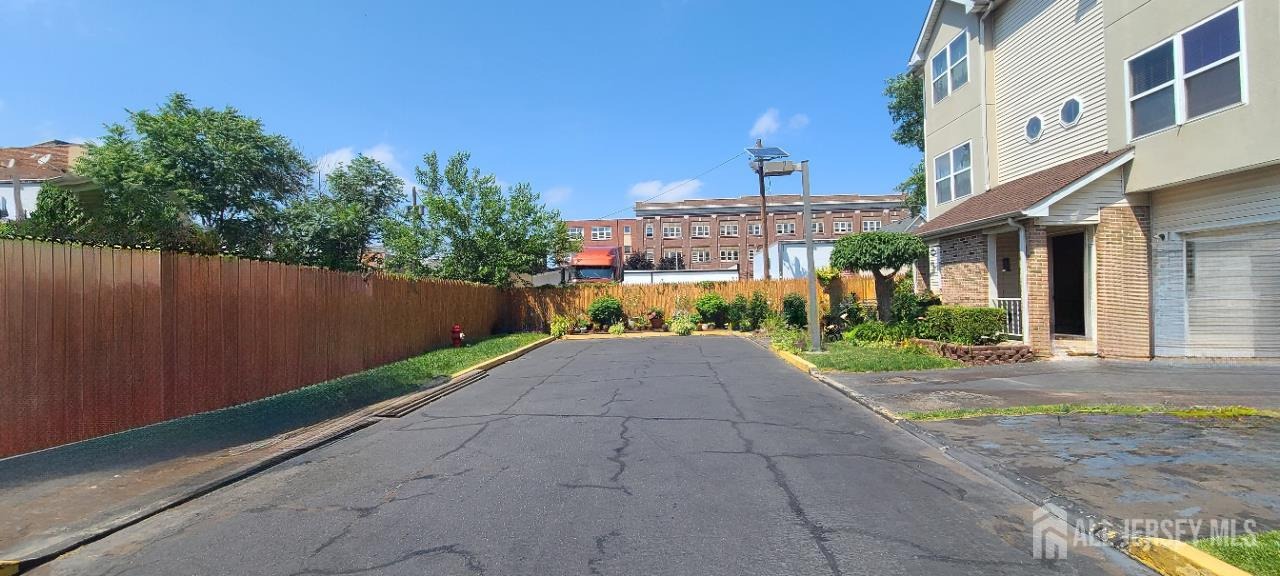 Jefferson St, Perth Amboy, NJ 08861