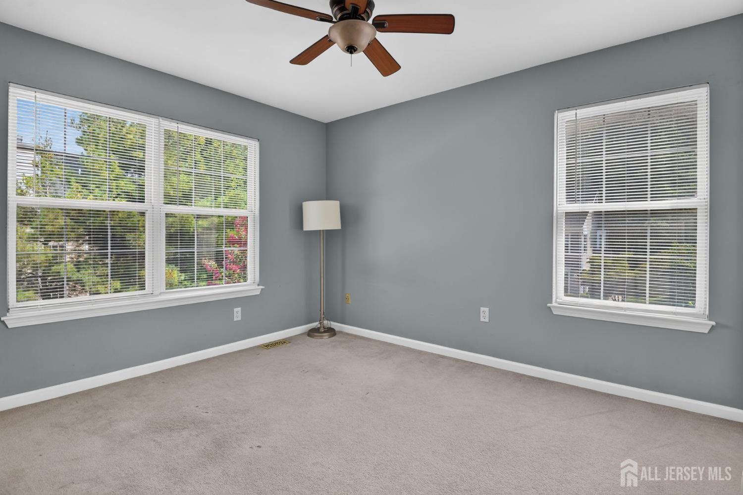 Berkshire Ct, Manalapan, NJ 07726