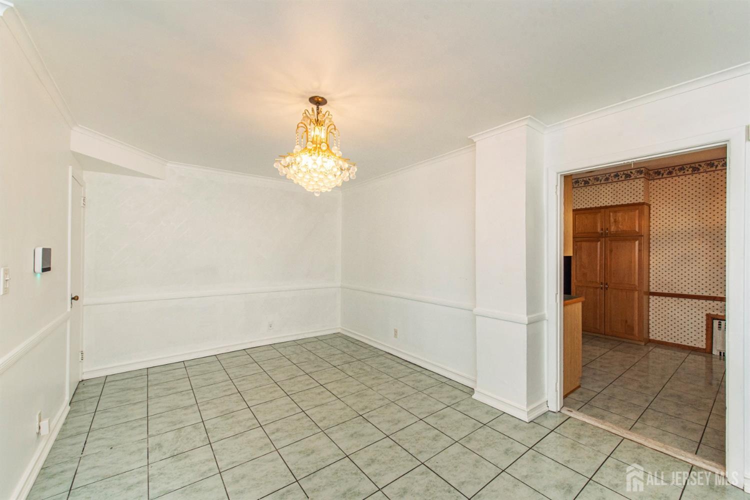 56th St, Bayonne, NJ 07002