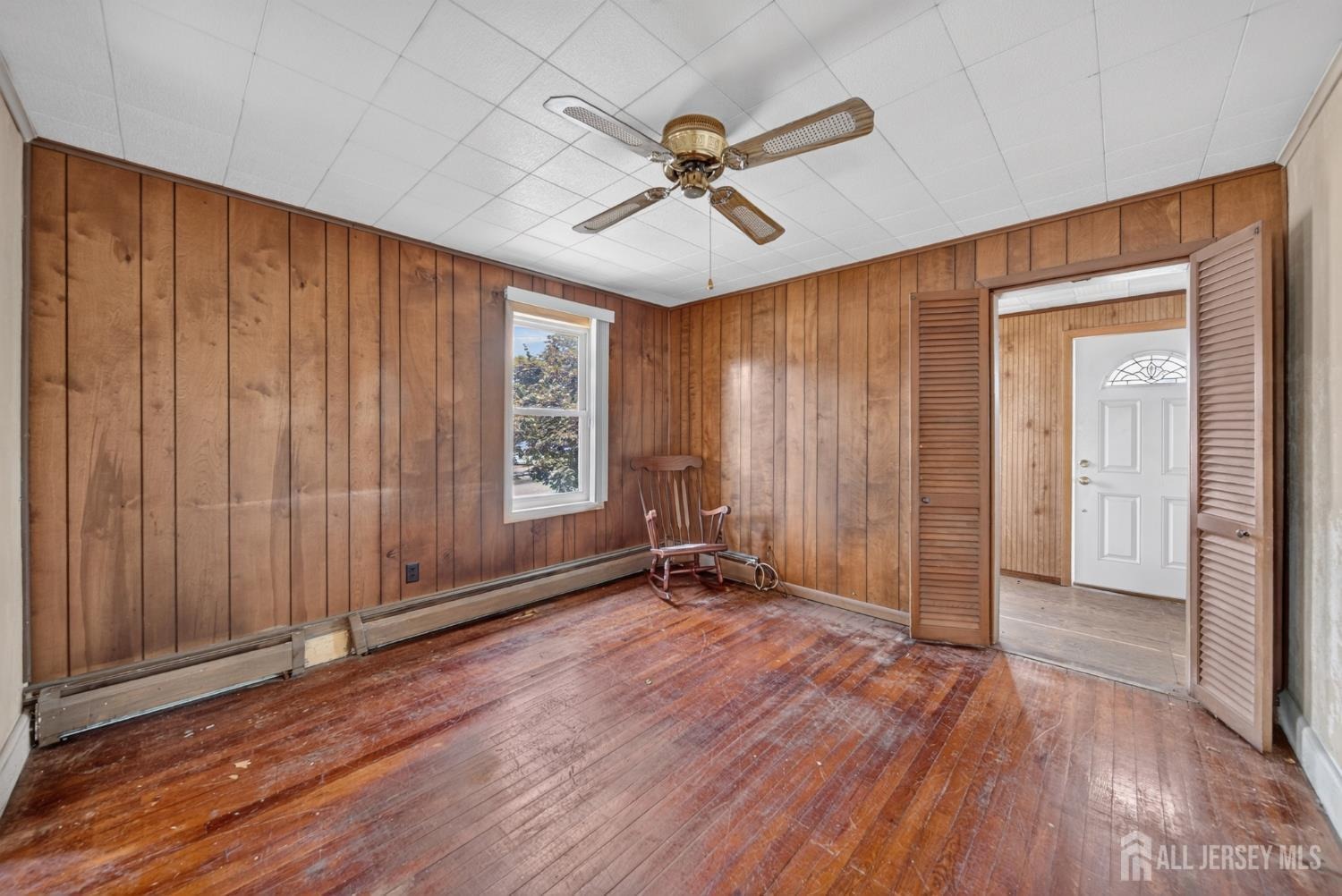 Lillian Ter, Woodbridge, NJ 07095