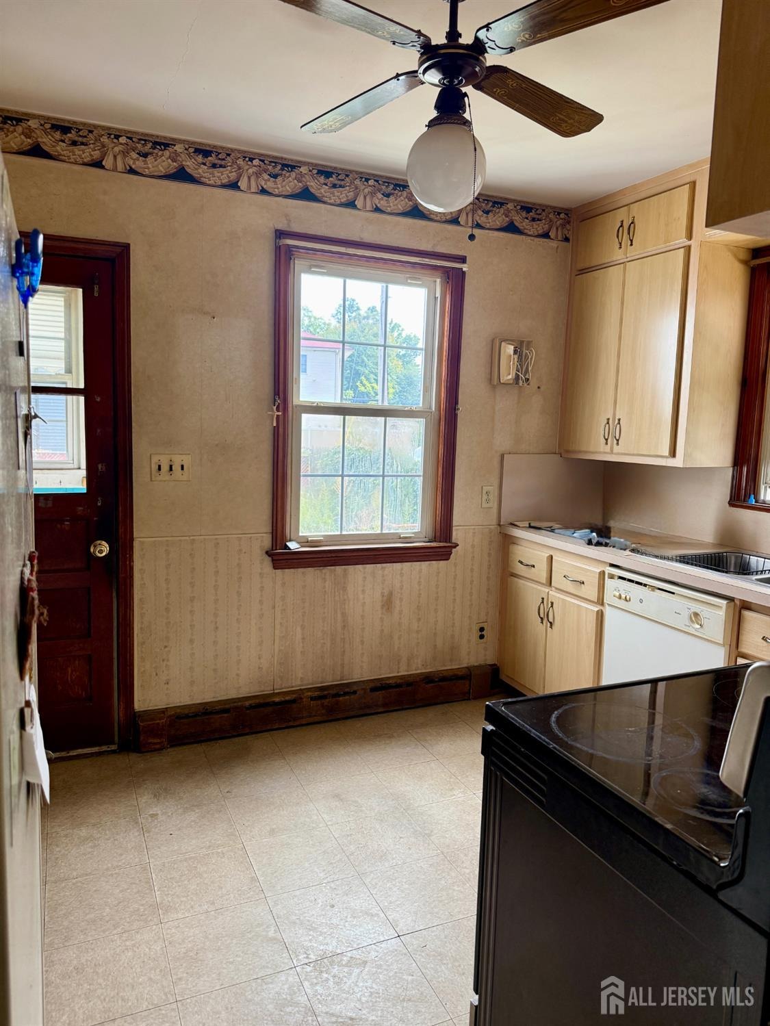 Winkler Rd, Sayreville, NJ 08872