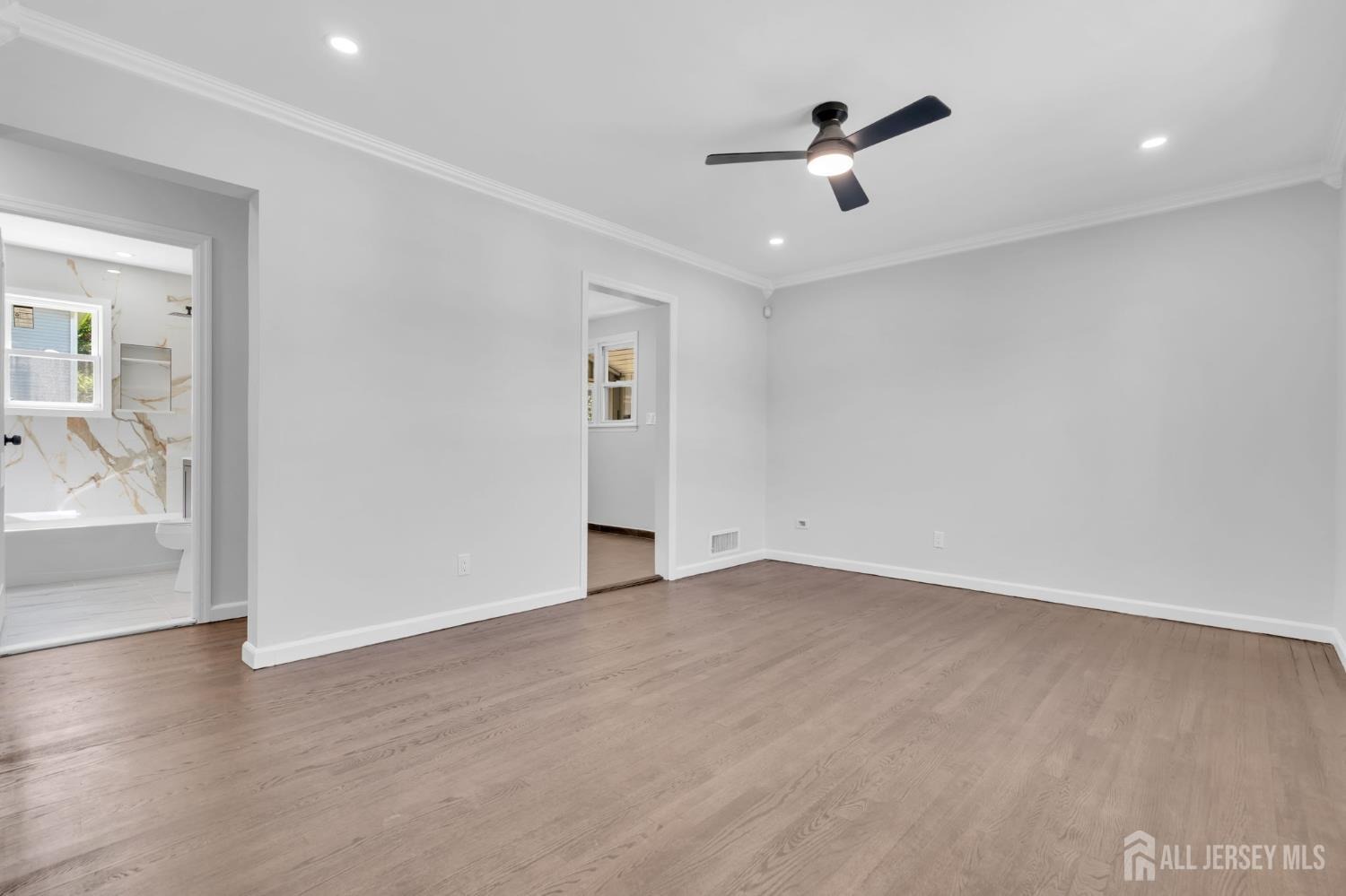 Maple Ave, South Plainfield, NJ 07080
