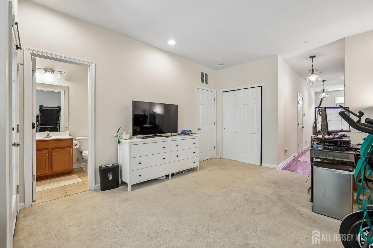 Waypoint Dr, Eatontown, NJ 07724 #1