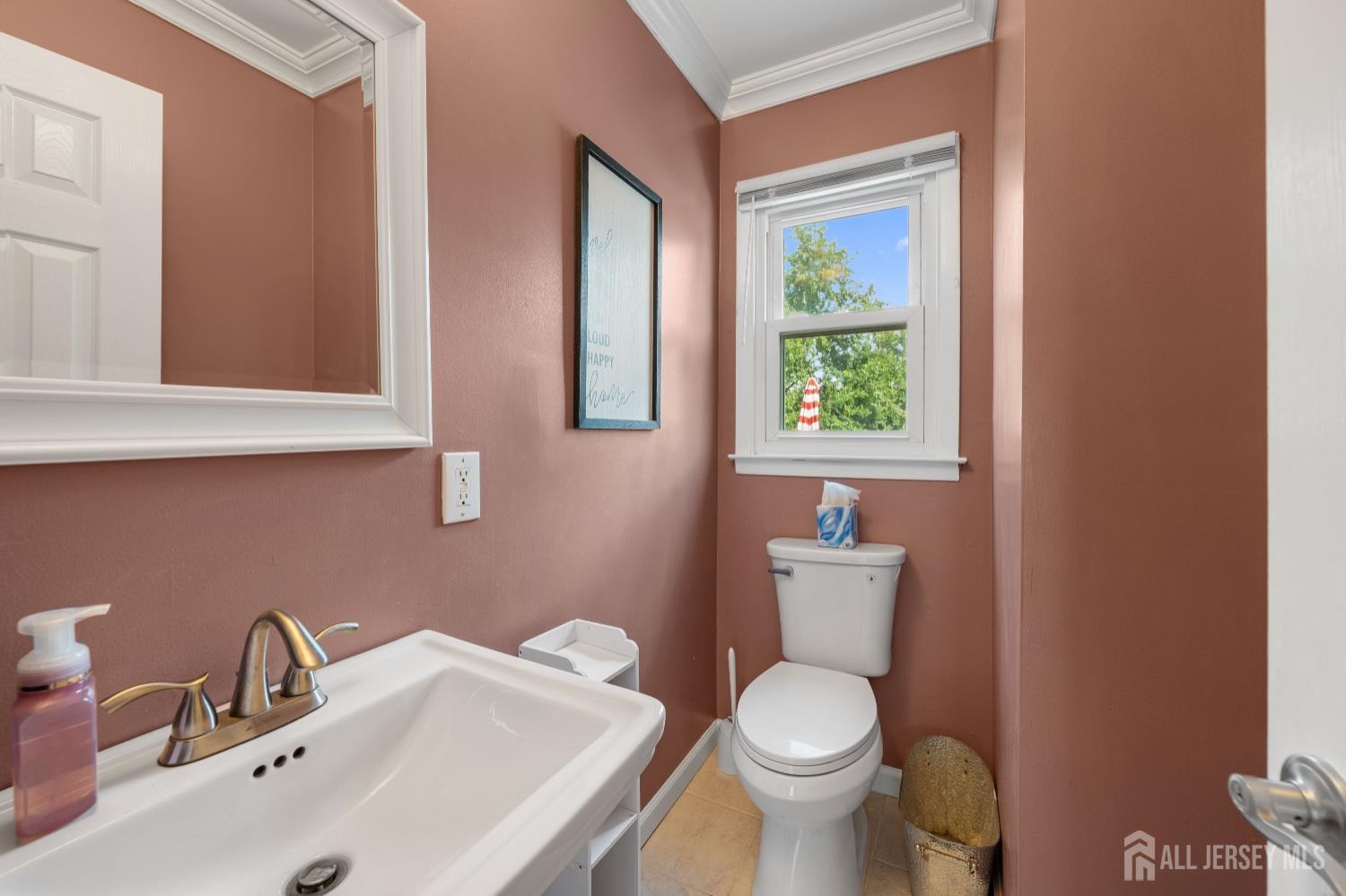 Hudson Rd, East Brunswick, NJ 08816