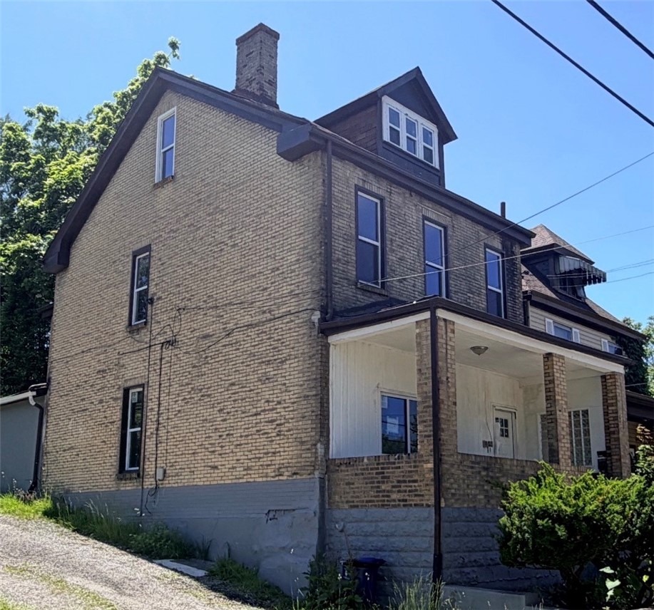 Freeland St, Pittsburgh, PA 15210