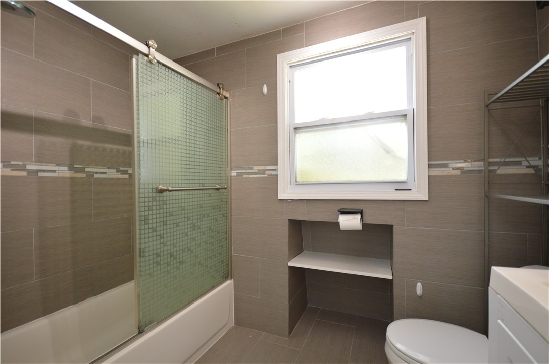 Richland Dr, Pittsburgh, PA 15235