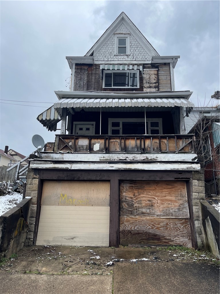 Scott St, Mckeesport, PA 15132
