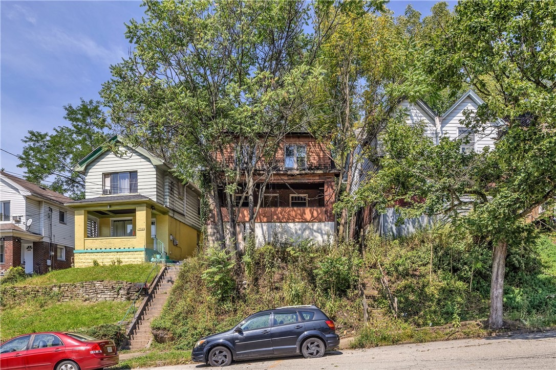 Marie St, Pittsburgh, PA 15221
