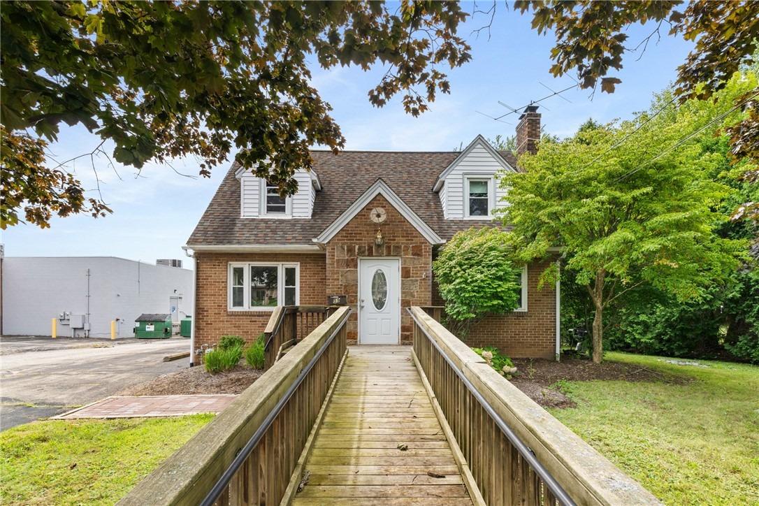 Crescent Dr, Hermitage, PA 16148 #1
