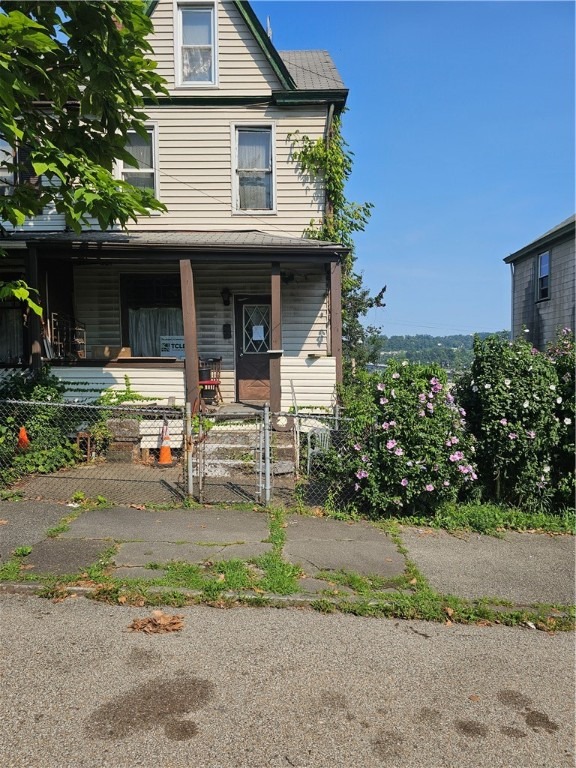 9th Ave, Homestead, PA 15120
