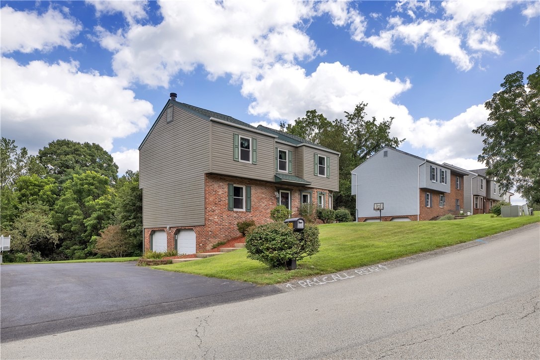 Dinwiddie Dr, New Kensington, PA 15068 #1