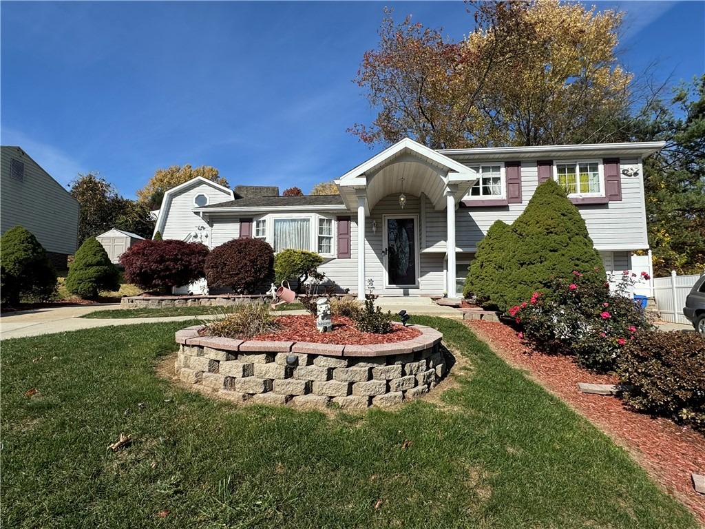 Ivanhoe Dr, Irwin, PA 15642