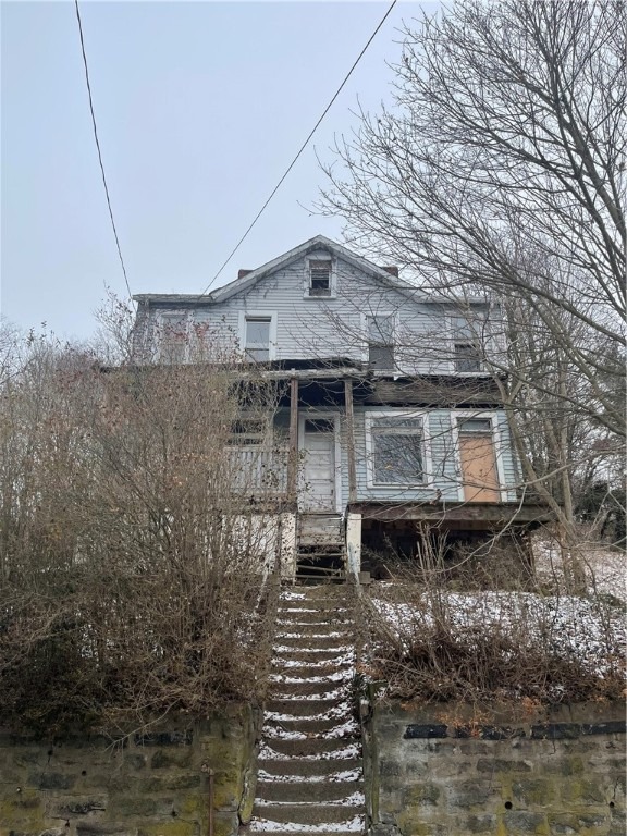Grant St, Mckeesport, PA 15132