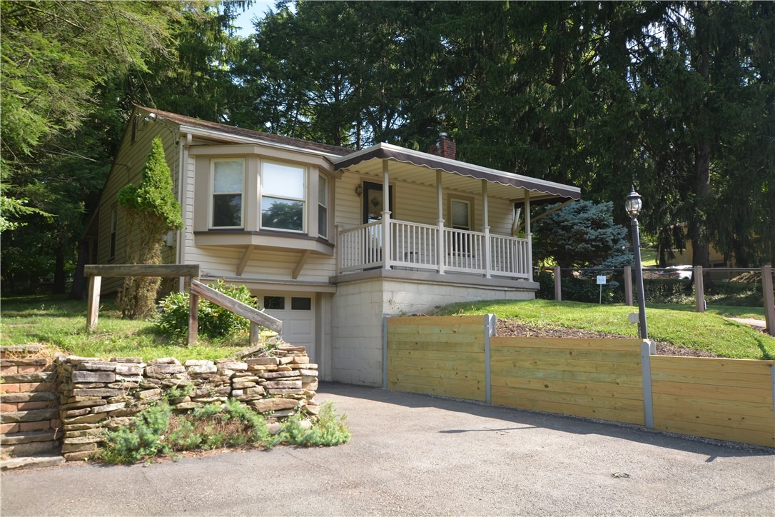 Hampton Ave, Allison Park, PA 15101