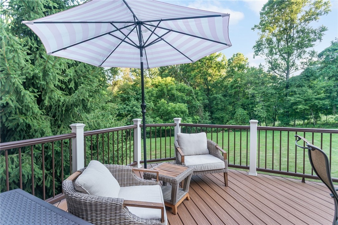 Lashan Dr, Murrysville, PA 15668 #1
