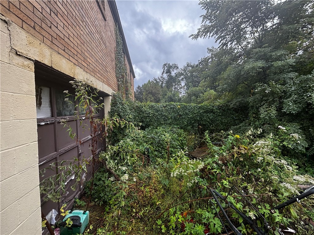 Lansdowne Dr, Verona, PA 15147 #1