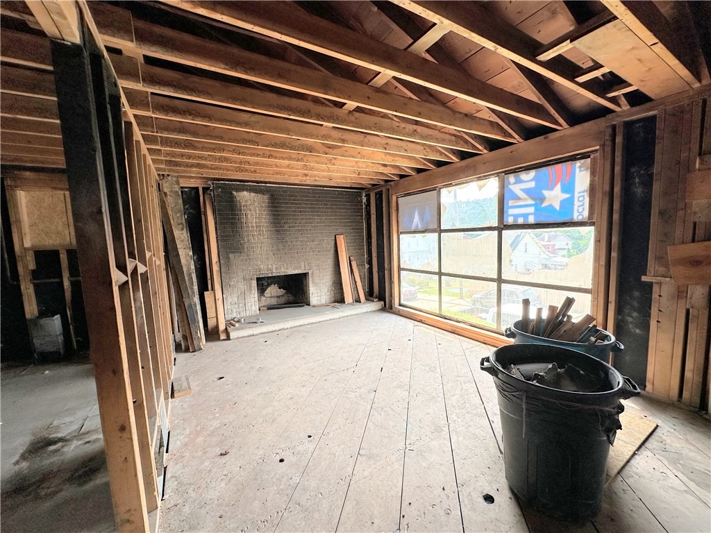 Peter St, Verona, PA 15147 #1