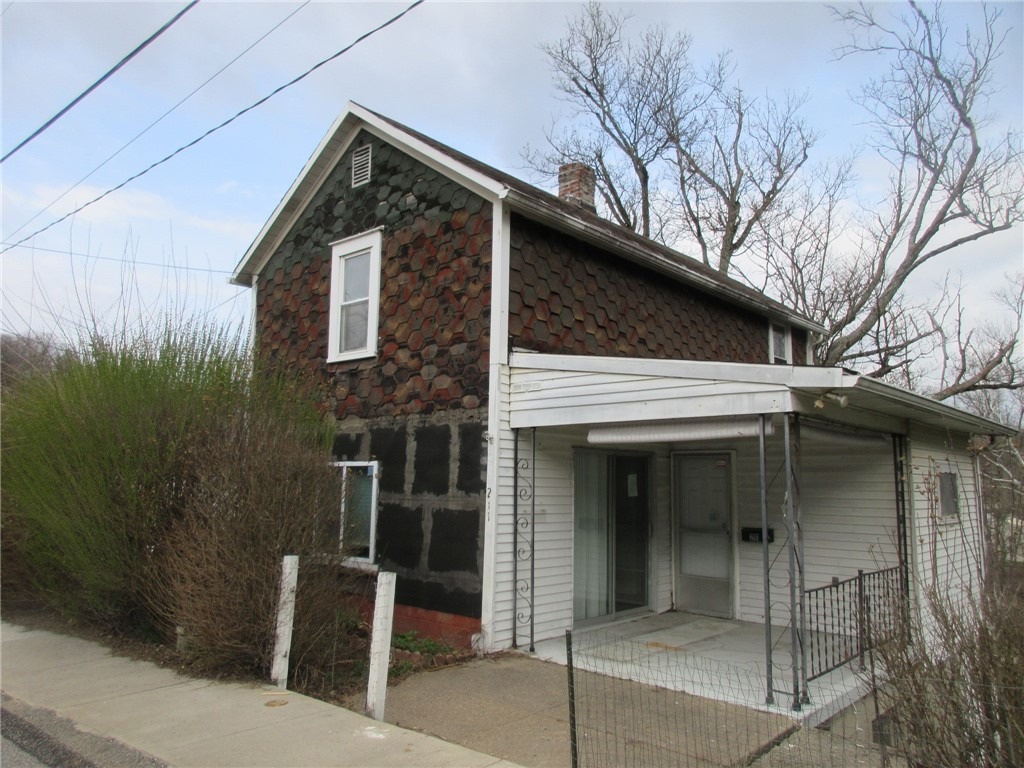 Main St, Bentleyville, PA 15314