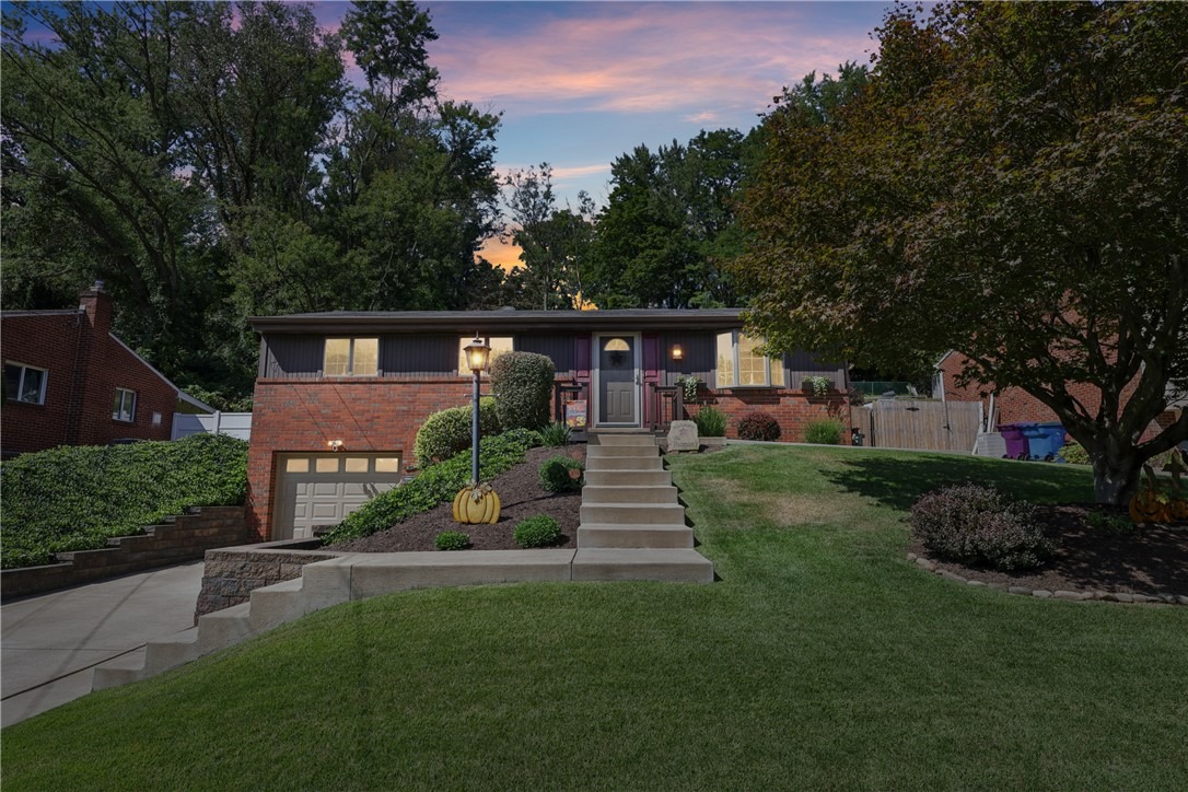 Havana Dr, Pittsburgh, PA 15239