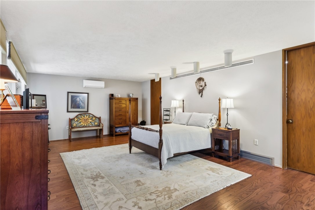 Grandview Ave, Pittsburgh, PA 15211 #1