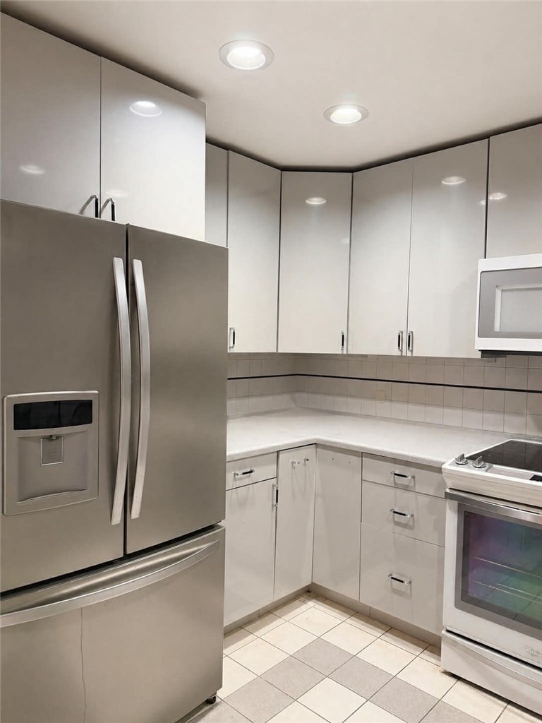 Neville St, Pittsburgh, PA 15213 #1