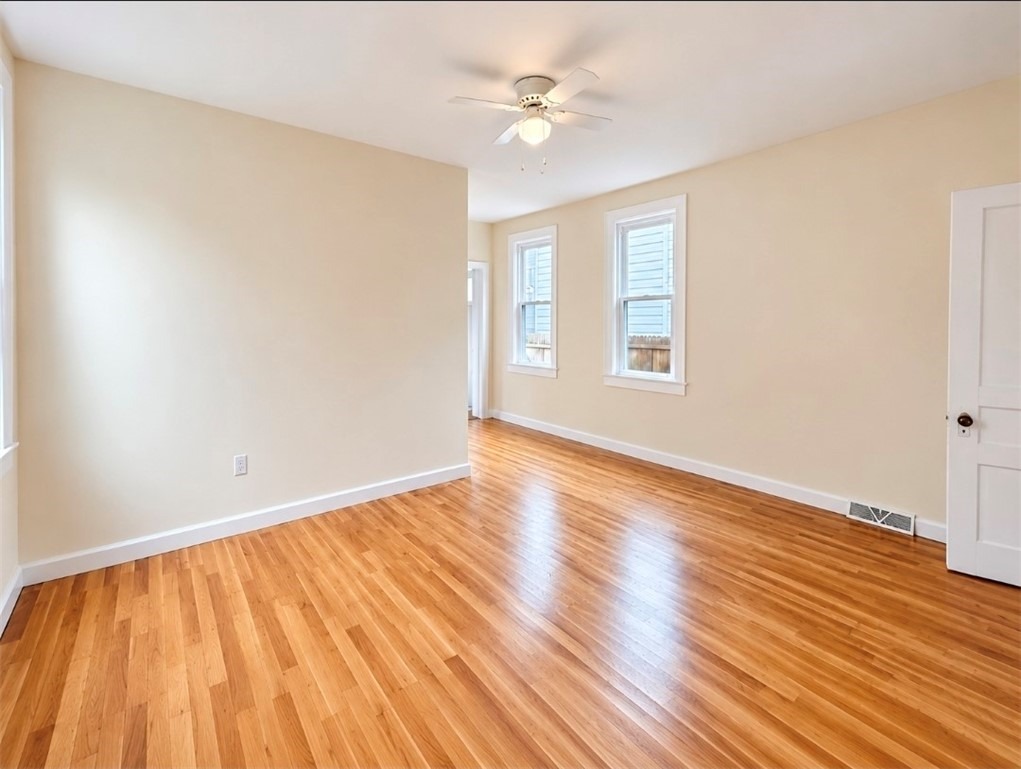 3rd St, Freeport, PA 16229