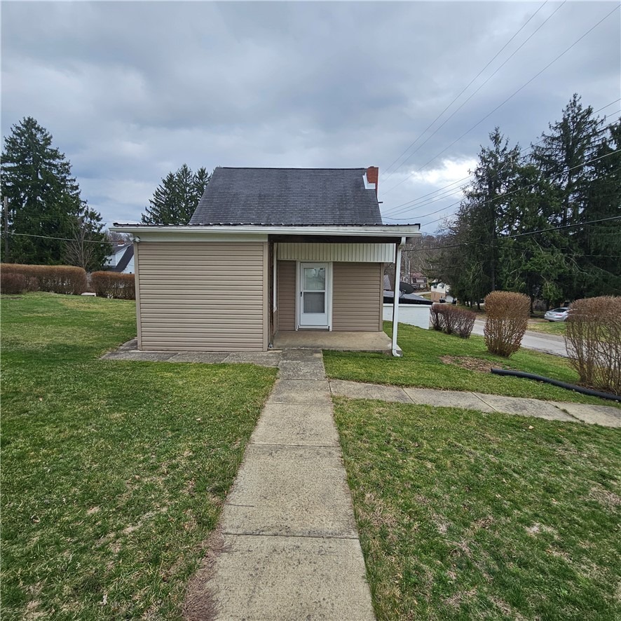 26th St, Beaver Falls, PA 15010 #1