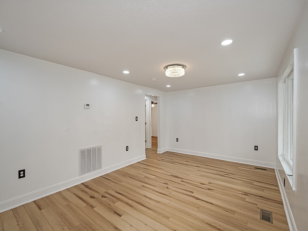 Creston Dr, West Mifflin, PA 15122 #1