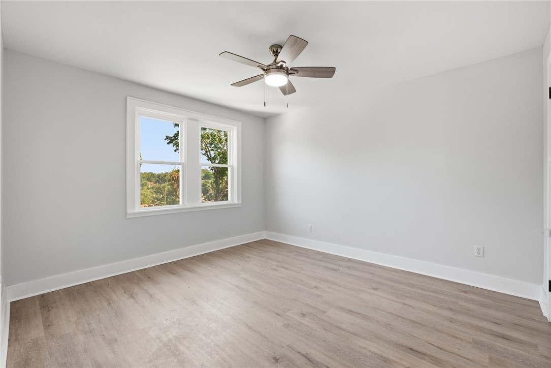 Magnolia St, Homestead, PA 15120