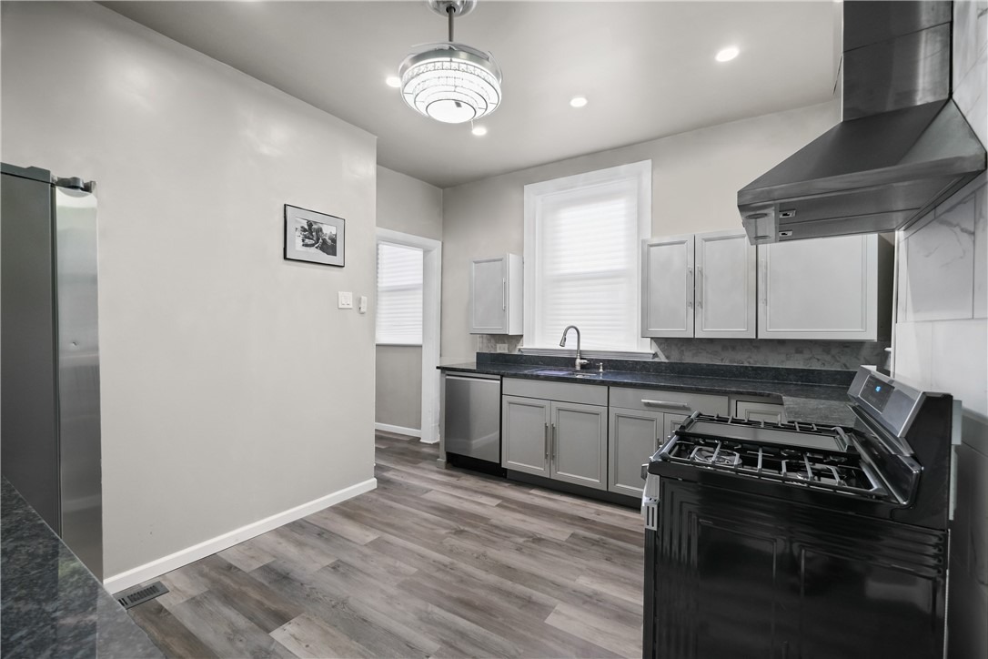Superior Ave, Pittsburgh, PA 15212 #1