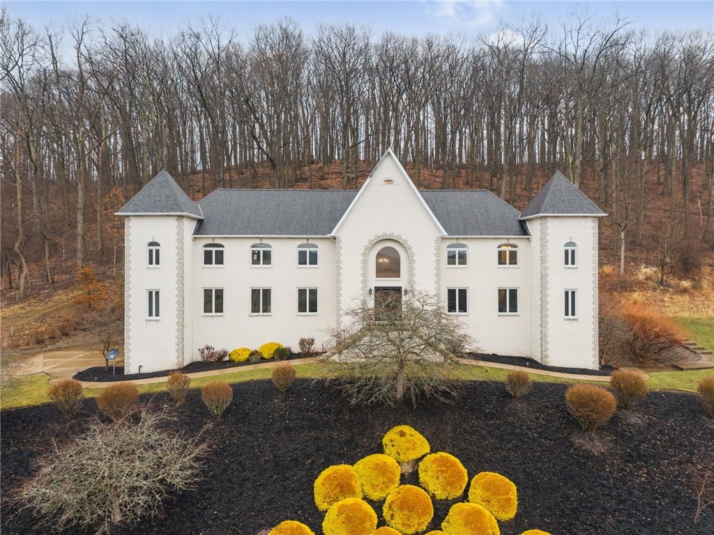 Michel Ct, Murrysville, PA 15668