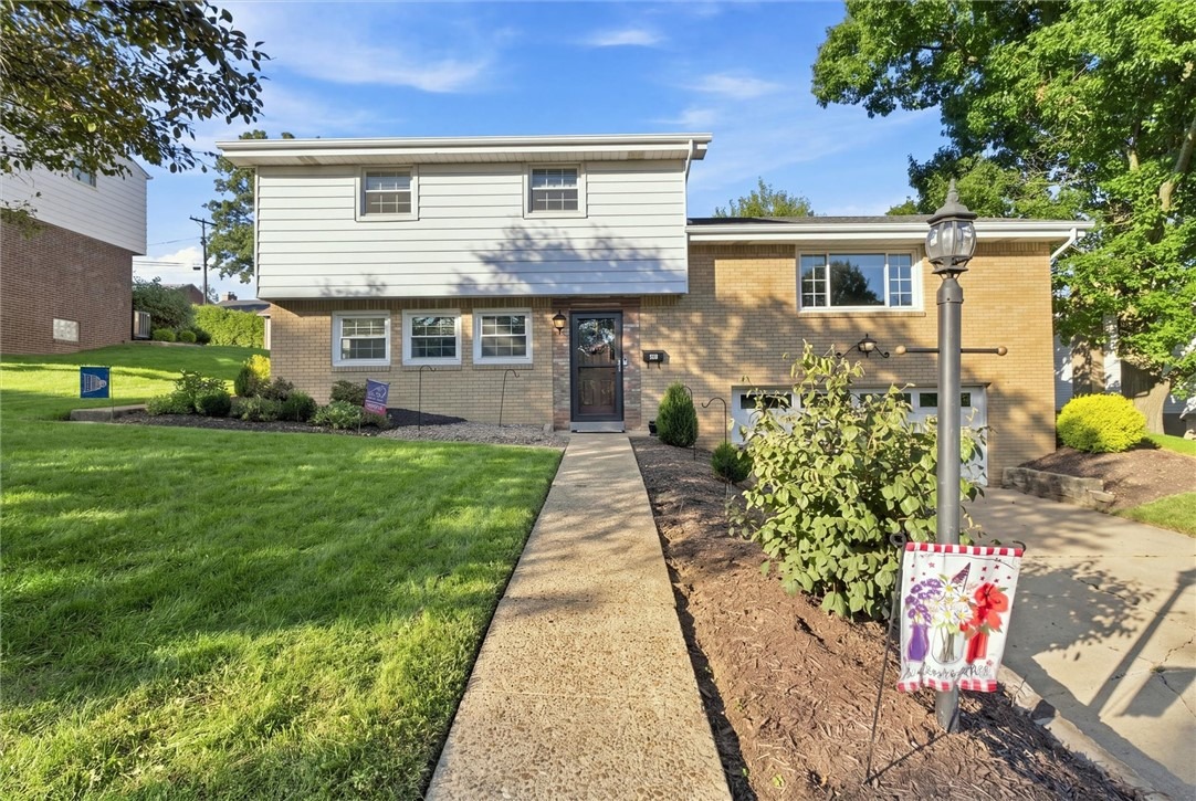 Pat Haven Dr, Pittsburgh, PA 15243