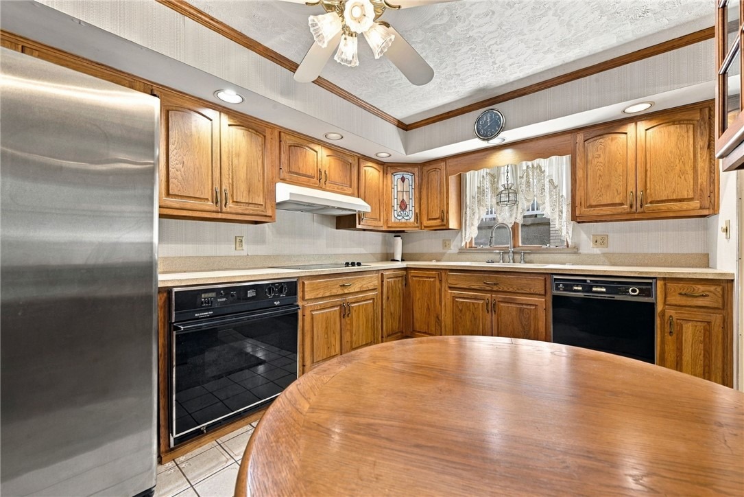 Locust St, Greensburg, PA 15601 #1