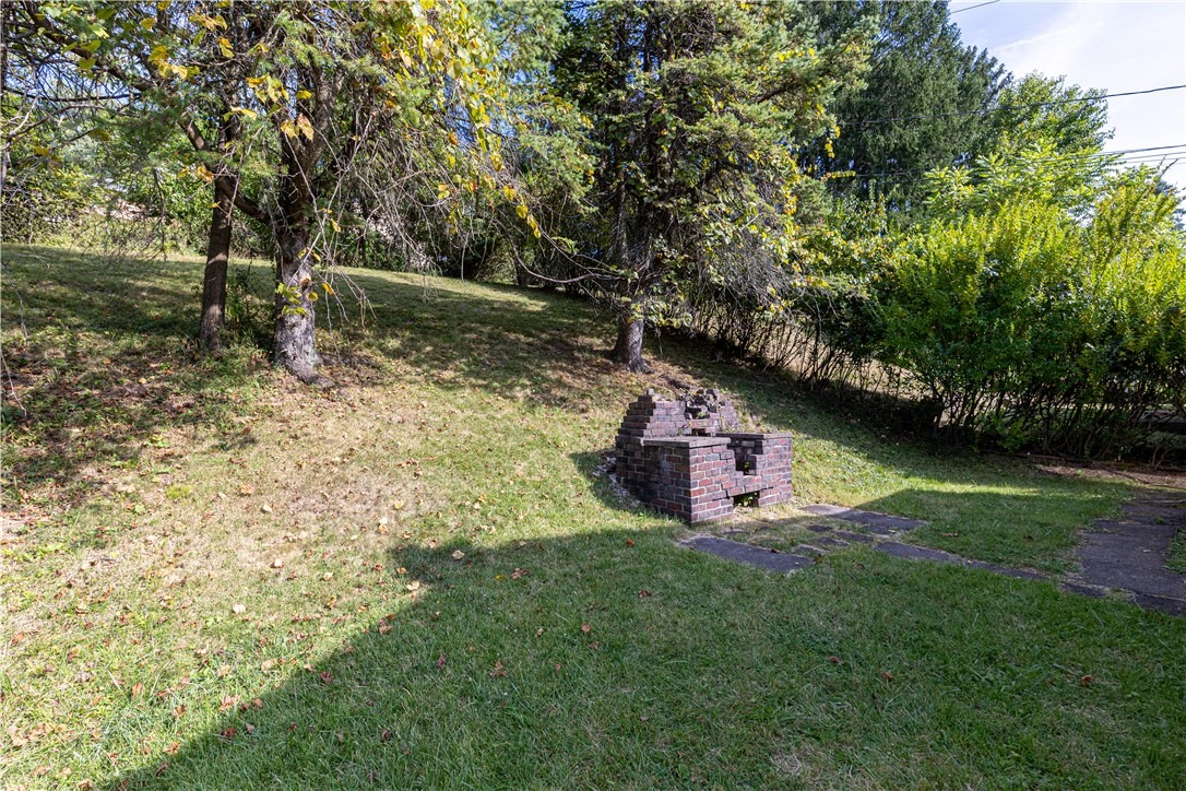 Cherrydell Dr, Pittsburgh, PA 15220 #1