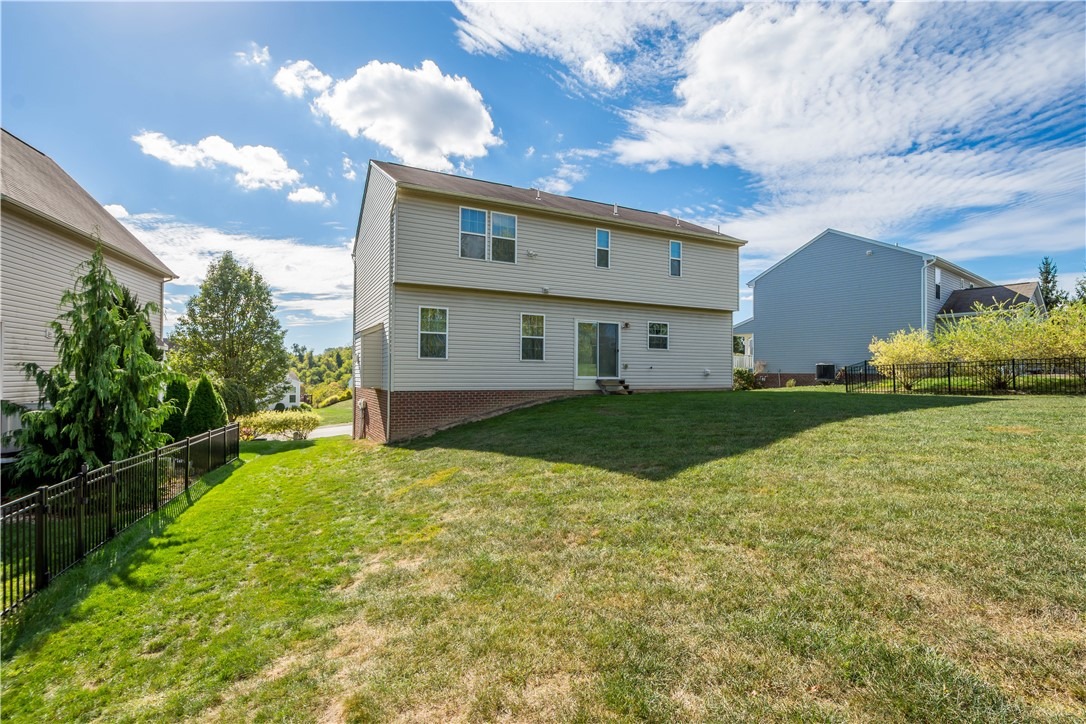 Majestic Dr, Canonsburg, PA 15317 #1