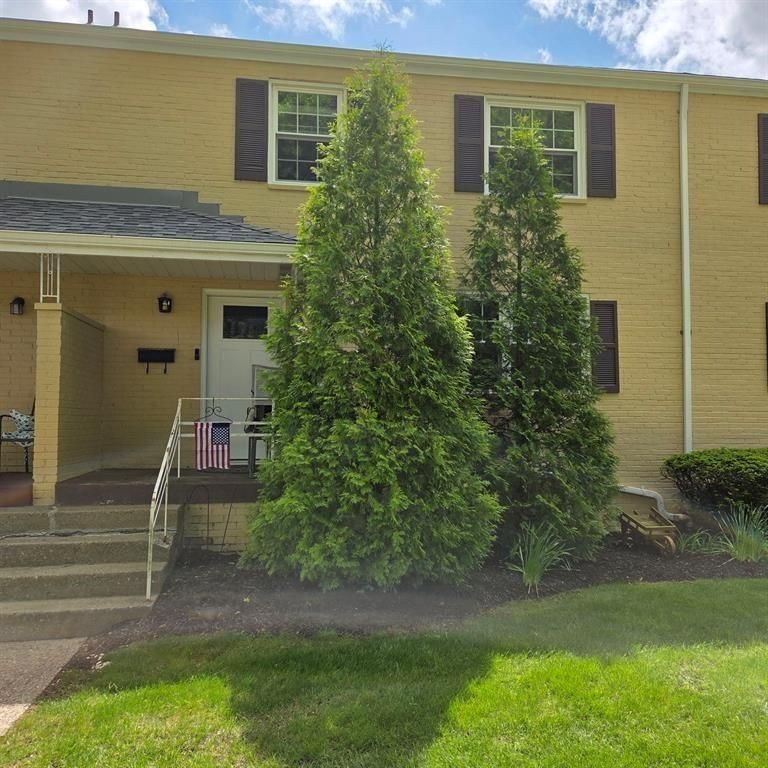 Raleigh Ct, Pittsburgh, PA 15237