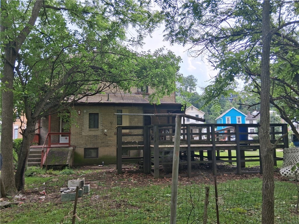 Mclaughlin Run Rd, Bridgeville, PA 15017 #1